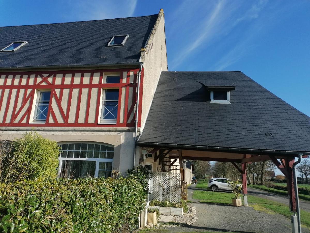 Nid De Pie Grand Duplex Lumineux Cadre Verdoyant Calme A 5 Mn De La Mer Pres Port En Bessin, Bayeux, Omaha Beach, Commes Kültér fotó