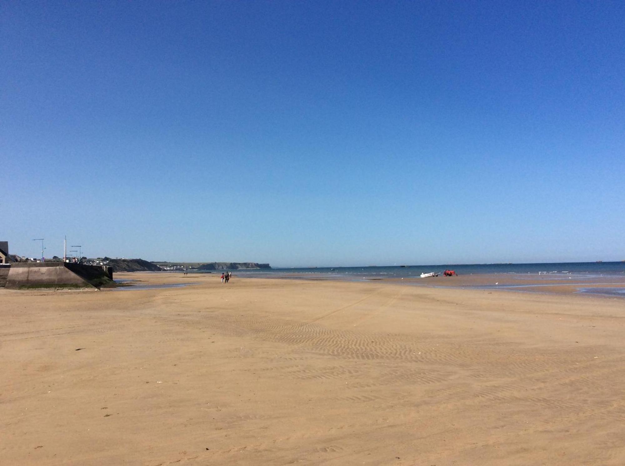 Nid De Pie Grand Duplex Lumineux Cadre Verdoyant Calme A 5 Mn De La Mer Pres Port En Bessin, Bayeux, Omaha Beach, Commes Kültér fotó